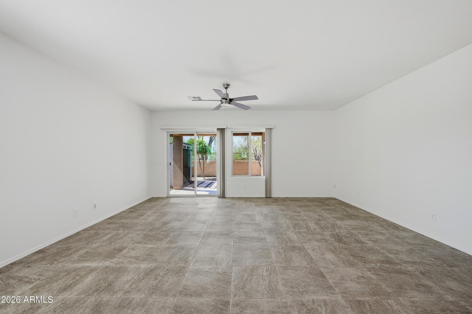 19145 W ADAMS Street, Buckeye, AZ 85326 — photo 10 of 33