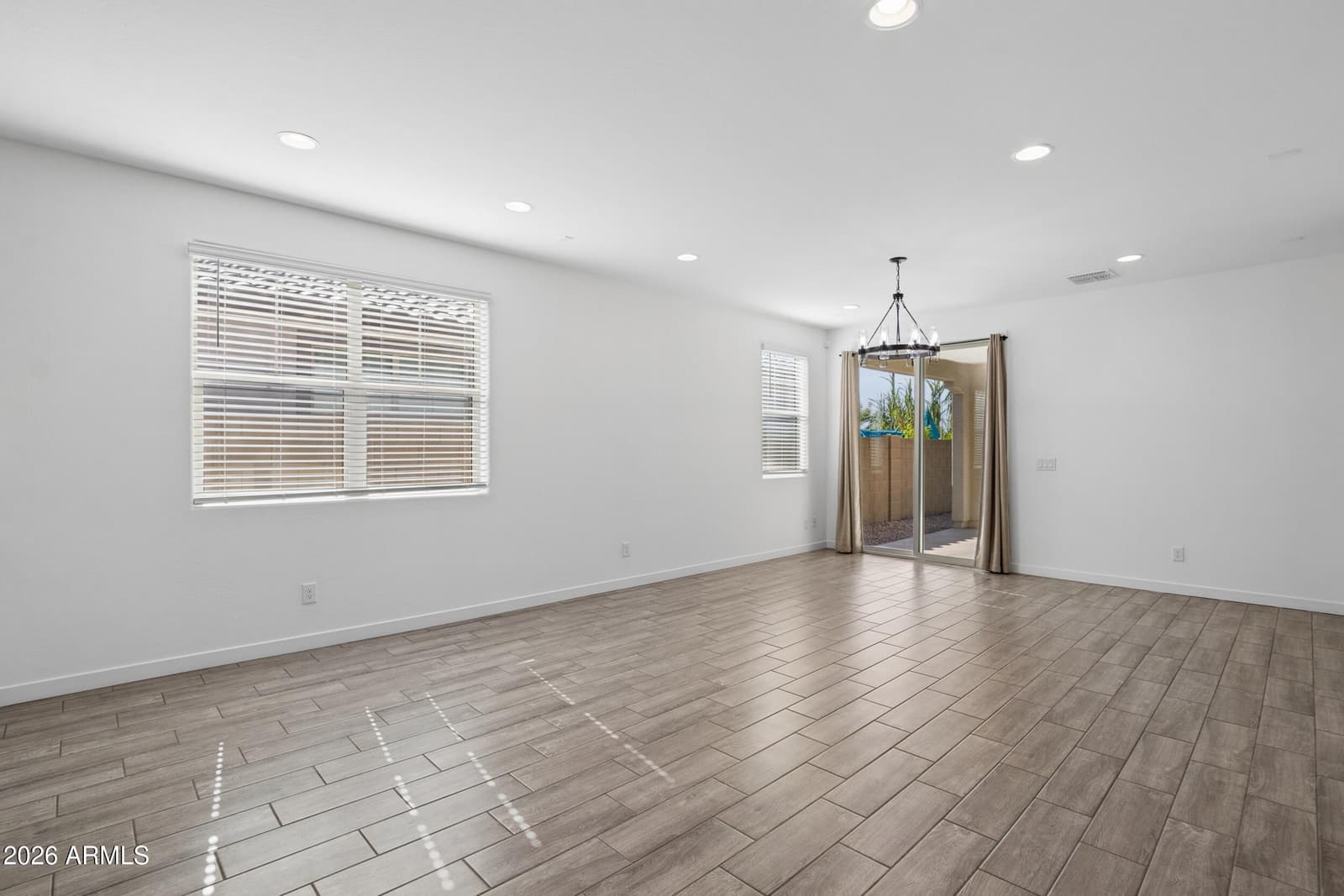 73 E Capricorn Way, Chandler, AZ 85249 — photo 12 of 36