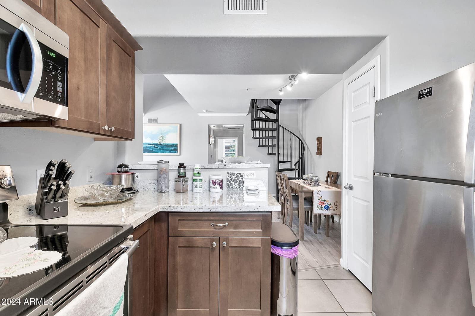 20100 N 78th Place 2096, Scottsdale, AZ 85255 — photo 10 of 32