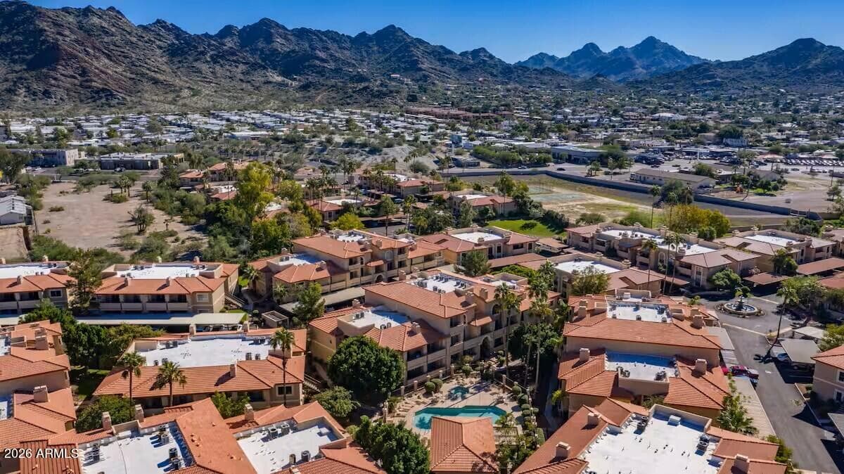 10410 N CAVE CREEK Road 1071, Phoenix, AZ 85020 — photo 42 of 43