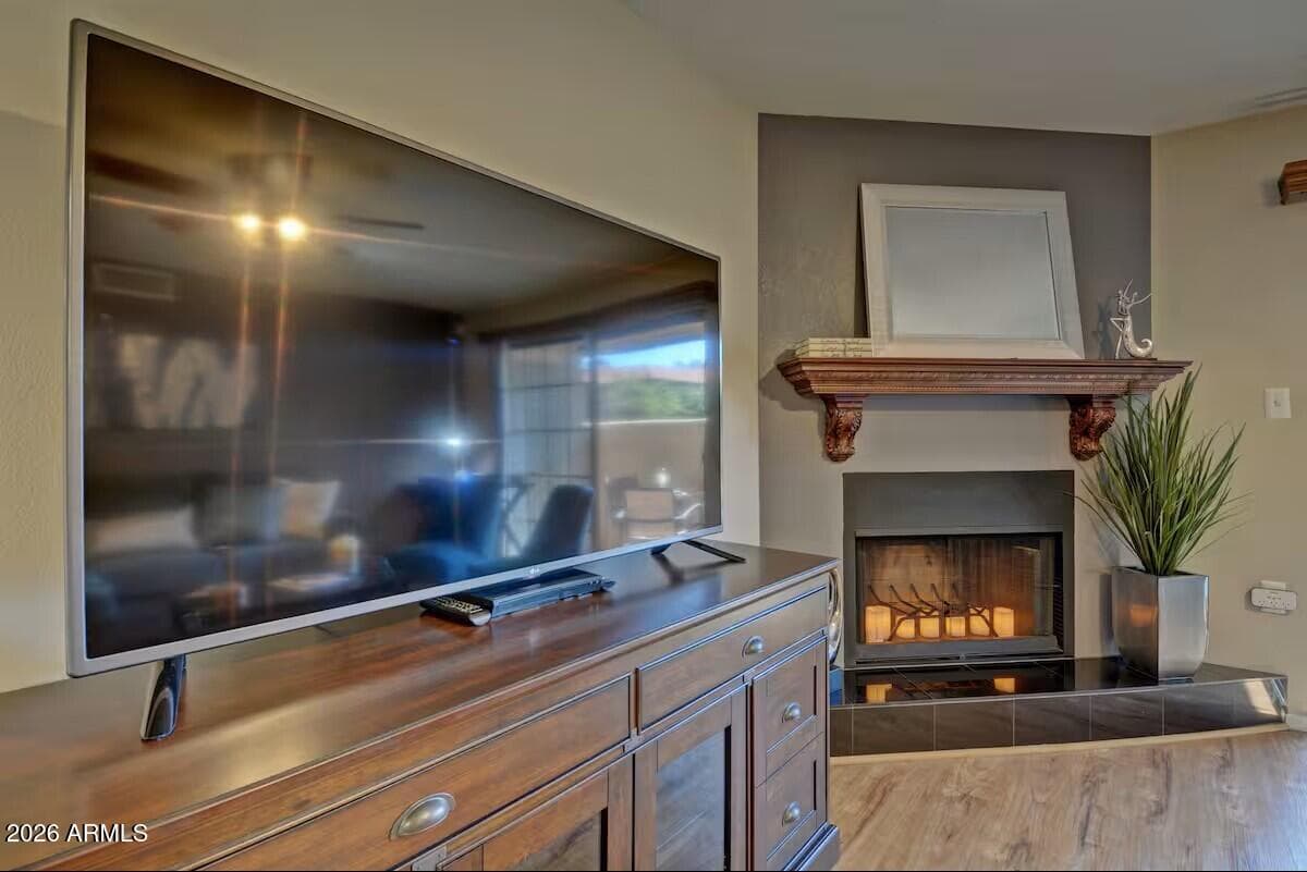 10410 N CAVE CREEK Road 1071, Phoenix, AZ 85020 — photo 5 of 43