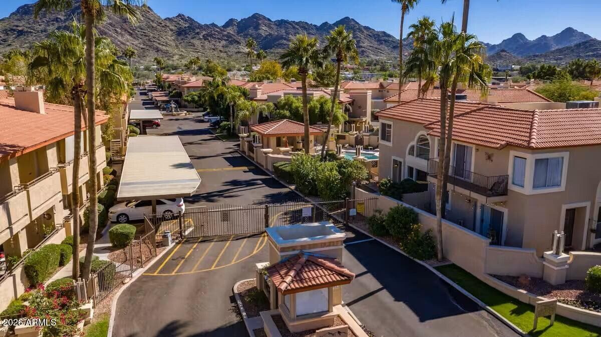 10410 N CAVE CREEK Road 1071, Phoenix, AZ 85020 — photo 41 of 43