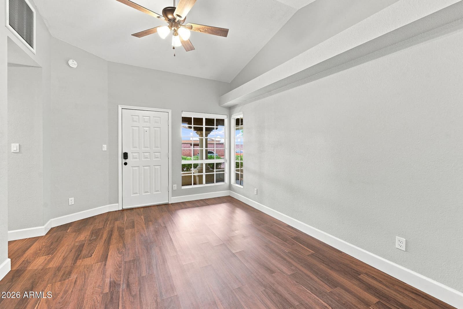 8140 N 107th Avenue 142, Peoria, AZ 85345 — photo 10 of 43