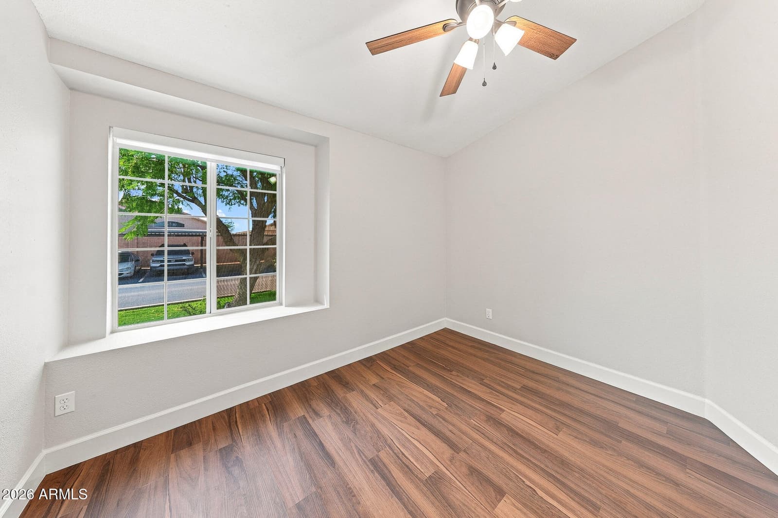 8140 N 107th Avenue 142, Peoria, AZ 85345 — photo 18 of 43