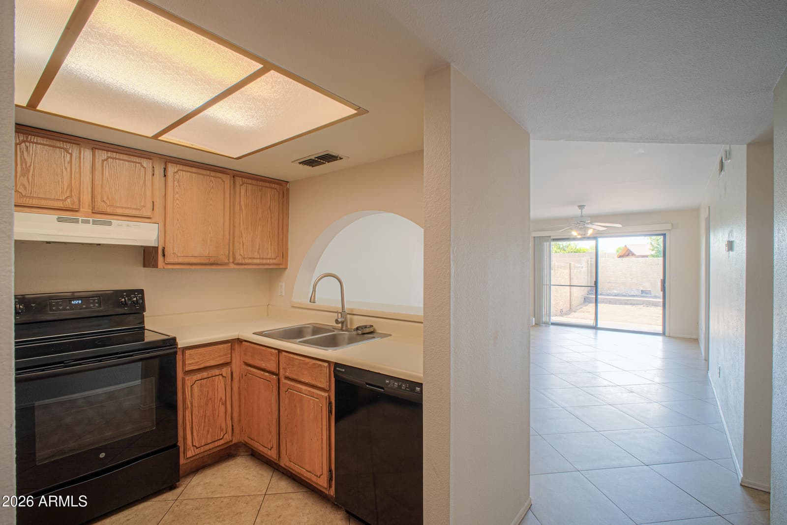 609 W 14TH Street, Tempe, AZ 85281 — photo 6 of 25