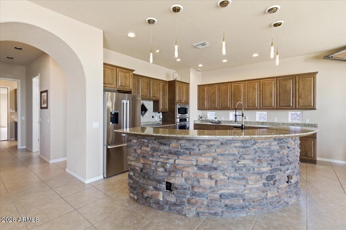 39410 N 7TH Street, Phoenix, AZ 85086 — photo 7 of 81