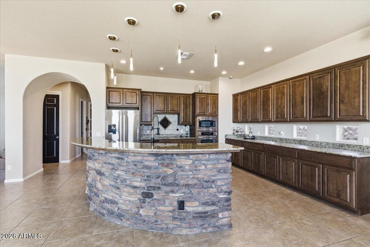 39410 N 7TH Street, Phoenix, AZ 85086 — photo 6 of 81