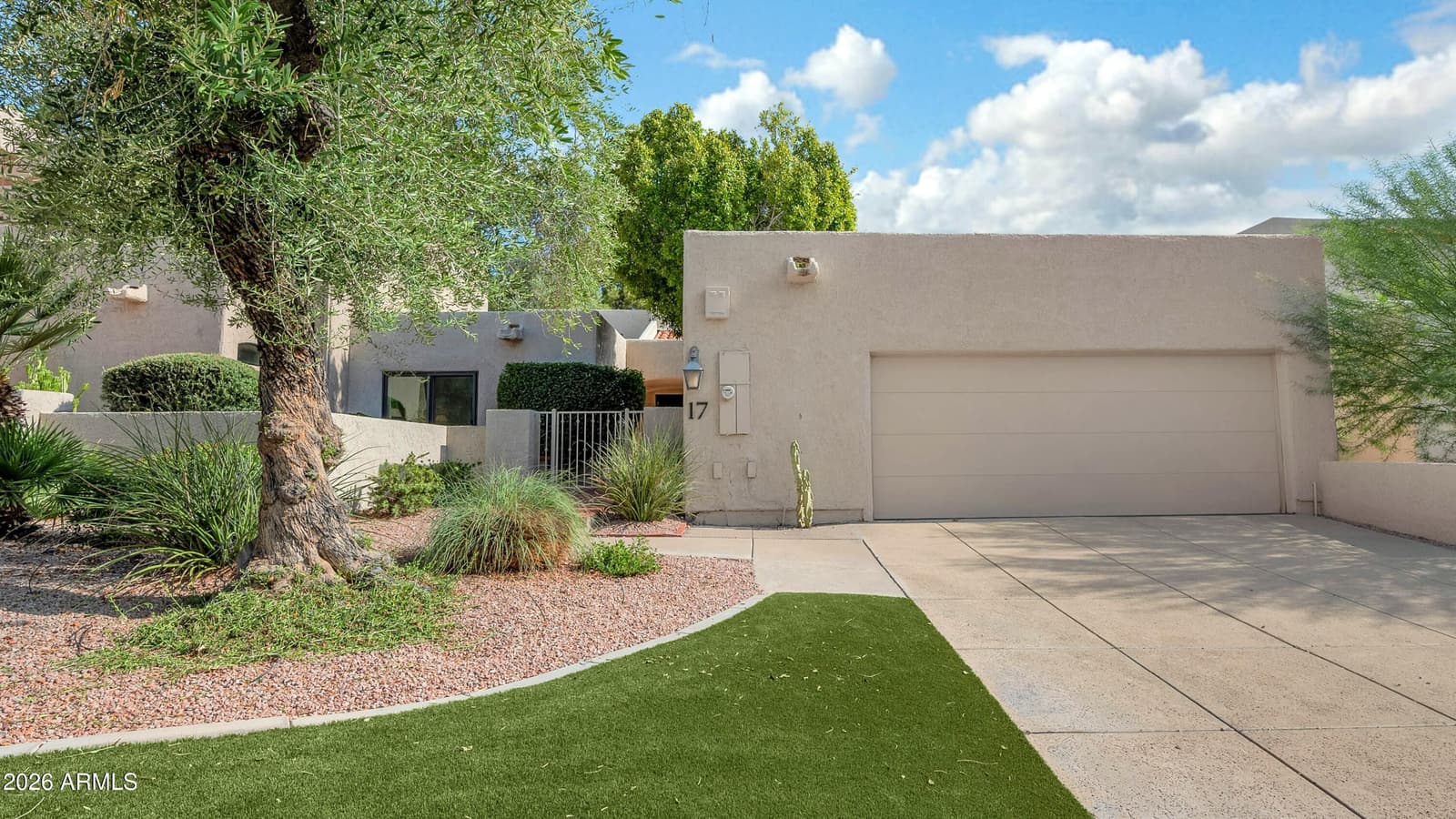 2626 E ARIZONA BILTMORE Circle 17, Phoenix, AZ 85016