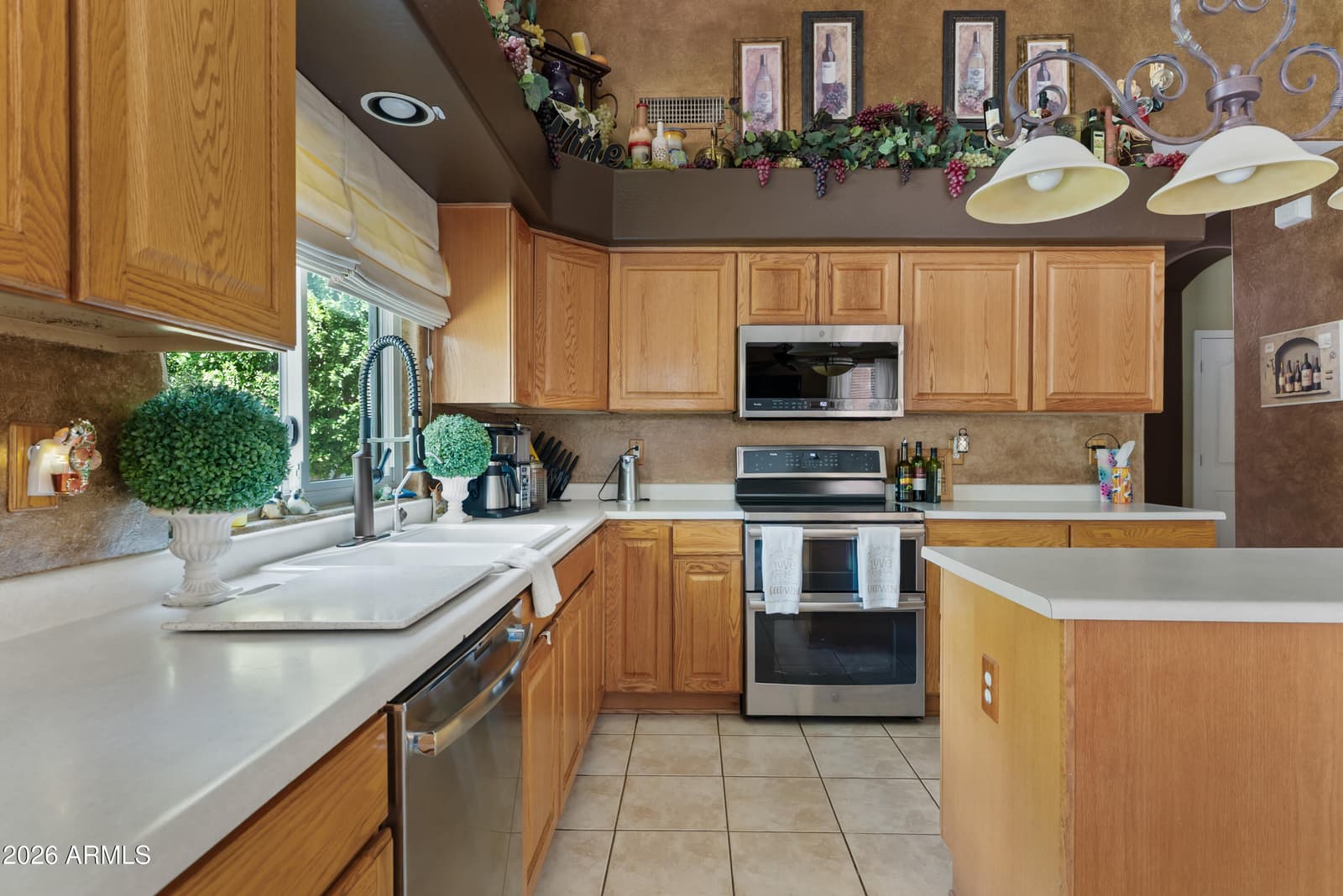 1278 S Monterey Street, Gilbert, AZ 85233 — photo 12 of 48