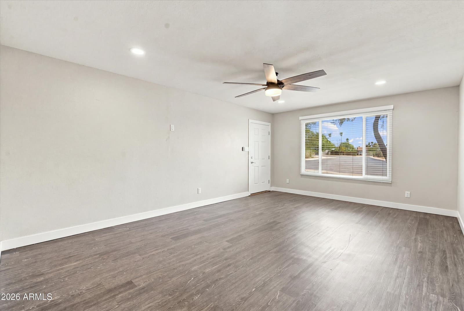 1726 E El Parque Drive, Tempe, AZ 85282 — photo 4 of 19