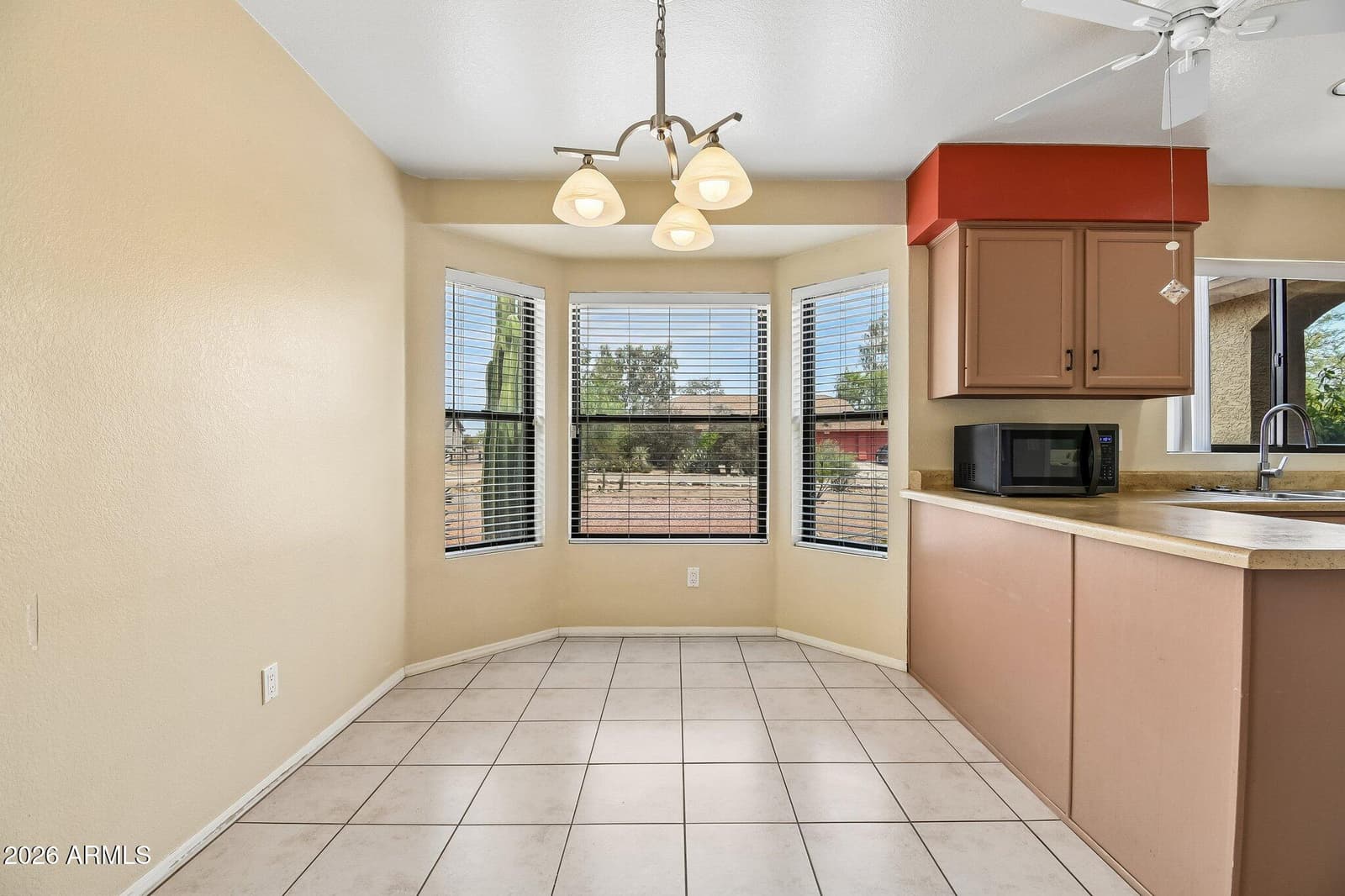 35942 N 10TH Street, Phoenix, AZ 85086 — photo 13 of 54