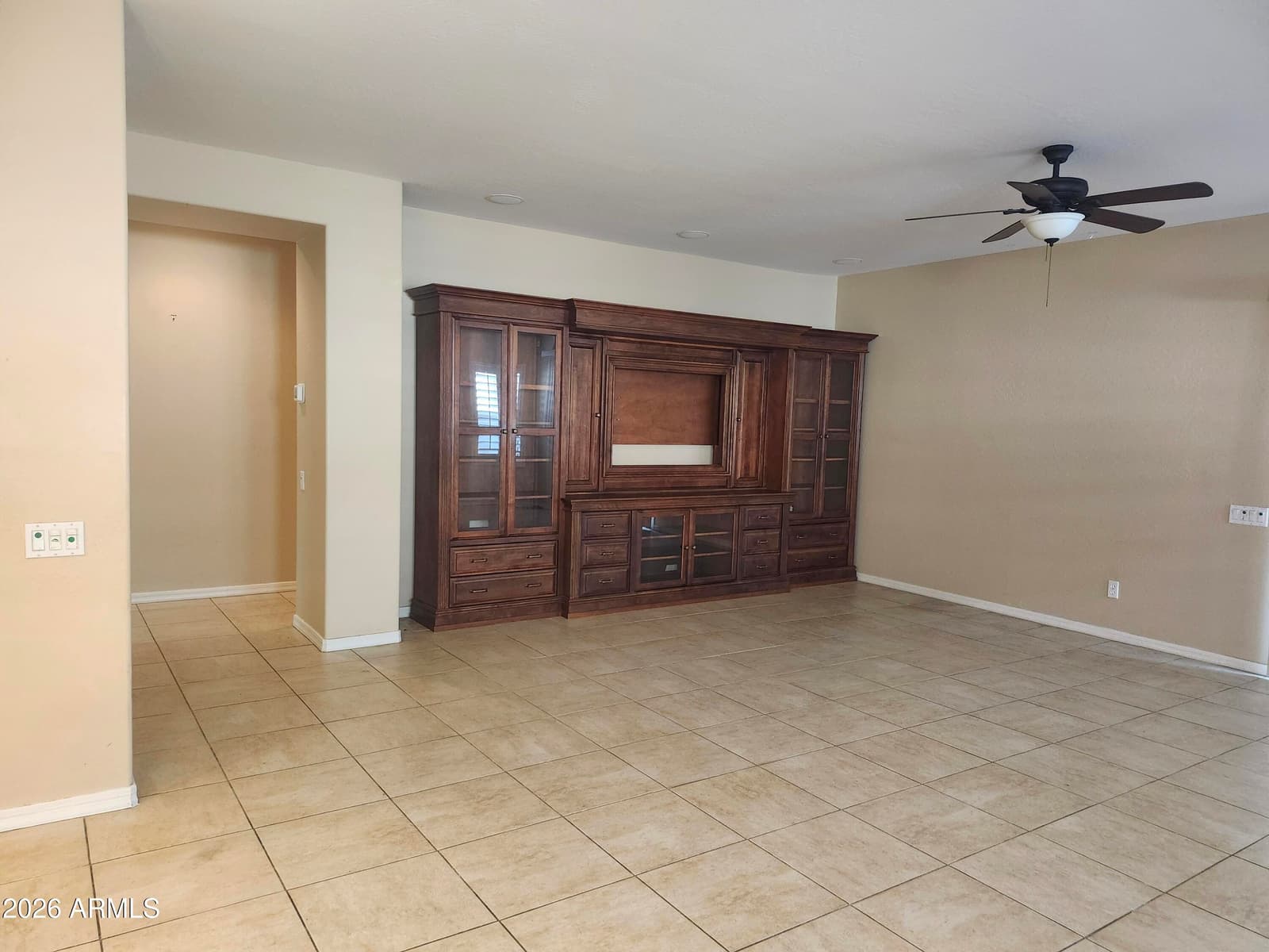 5205 W MOLLY Lane, Phoenix, AZ 85083 — photo 9 of 24