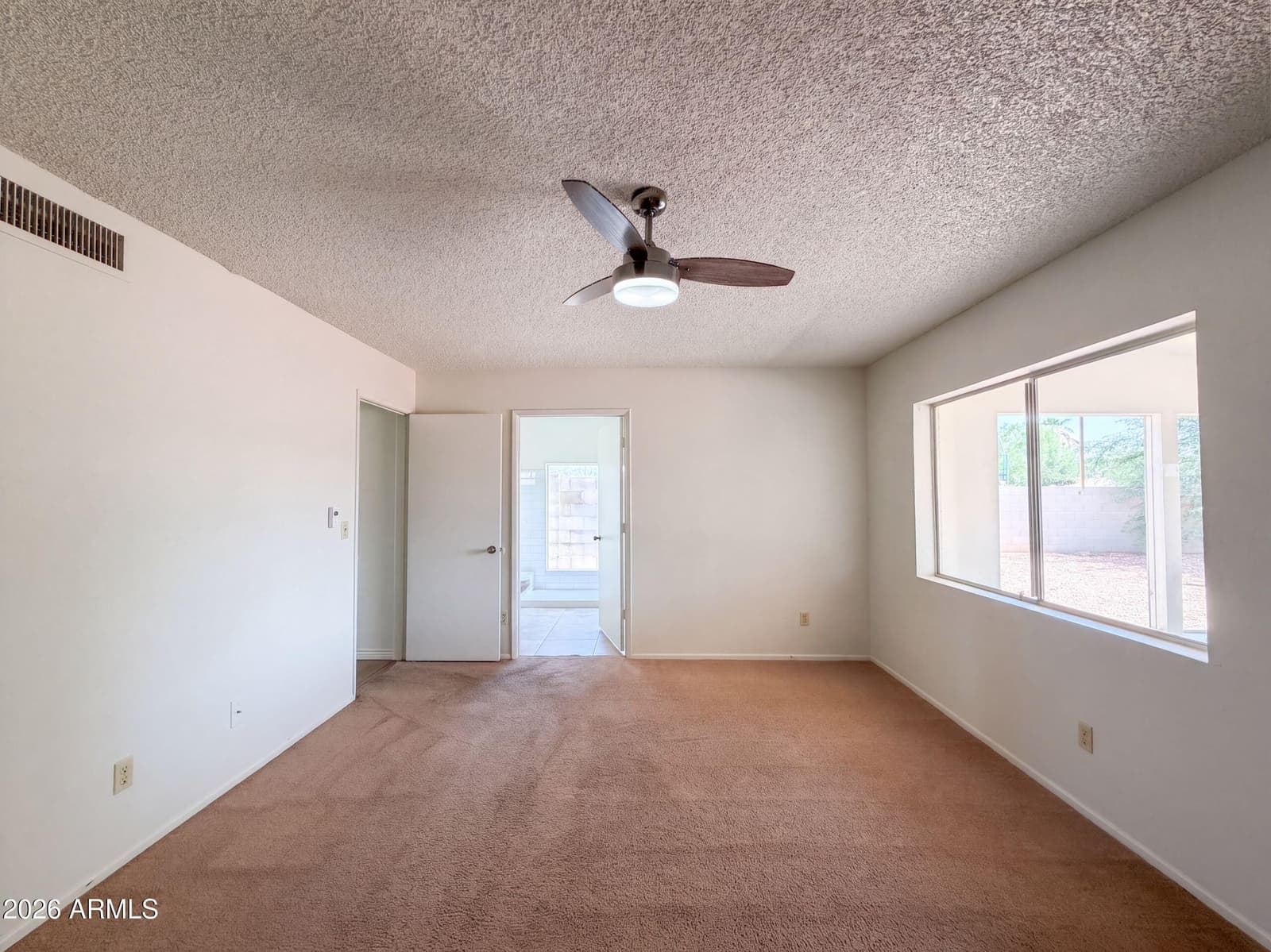 10701 W CAMPBELL Avenue, Phoenix, AZ 85037 — photo 4 of 31