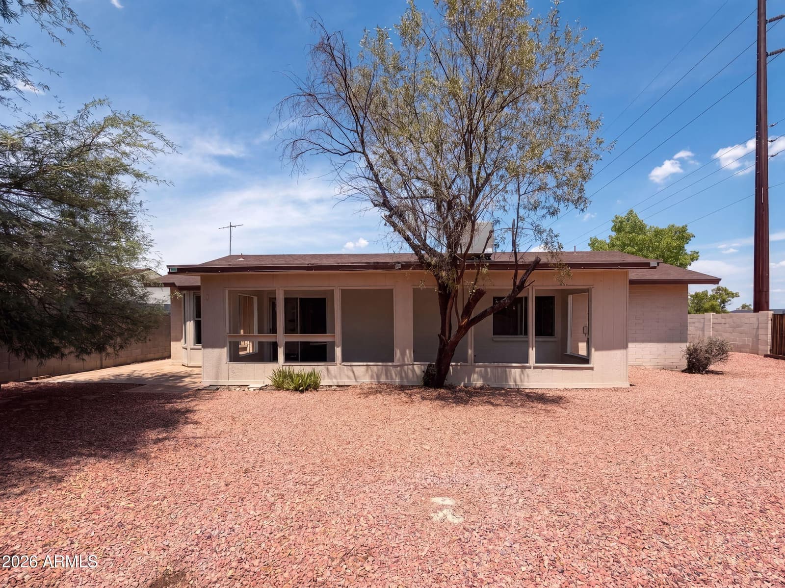 10701 W CAMPBELL Avenue, Phoenix, AZ 85037 — photo 5 of 31
