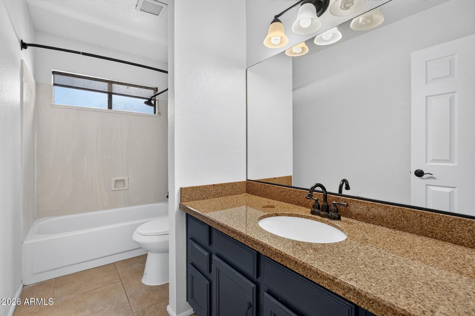 39 E LA VIEVE Lane, Tempe, AZ 85284 — photo 33 of 48