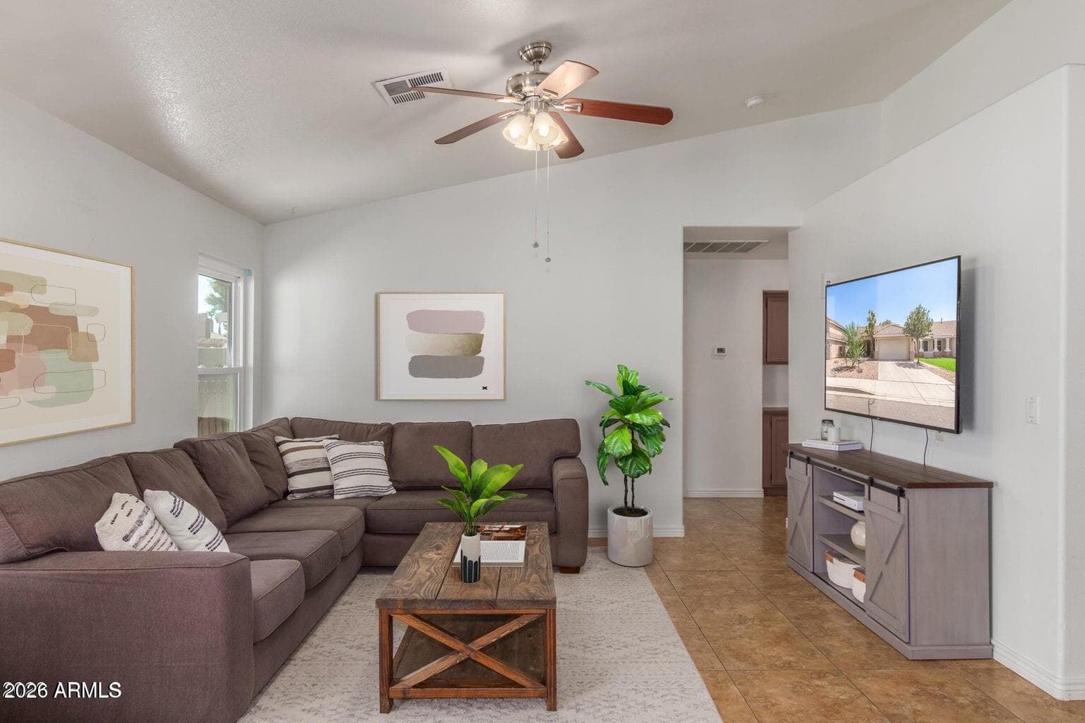 941 W Hudson Way, Gilbert, AZ 85233 — photo 4 of 8
