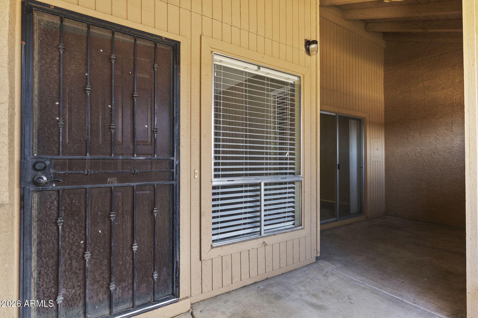 312 W YUKON Drive 2, Phoenix, AZ 85027 — photo 4 of 20