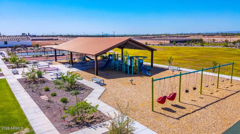 18143 W LA SENDA Drive, Surprise, AZ 85387 — photo 5 of 13