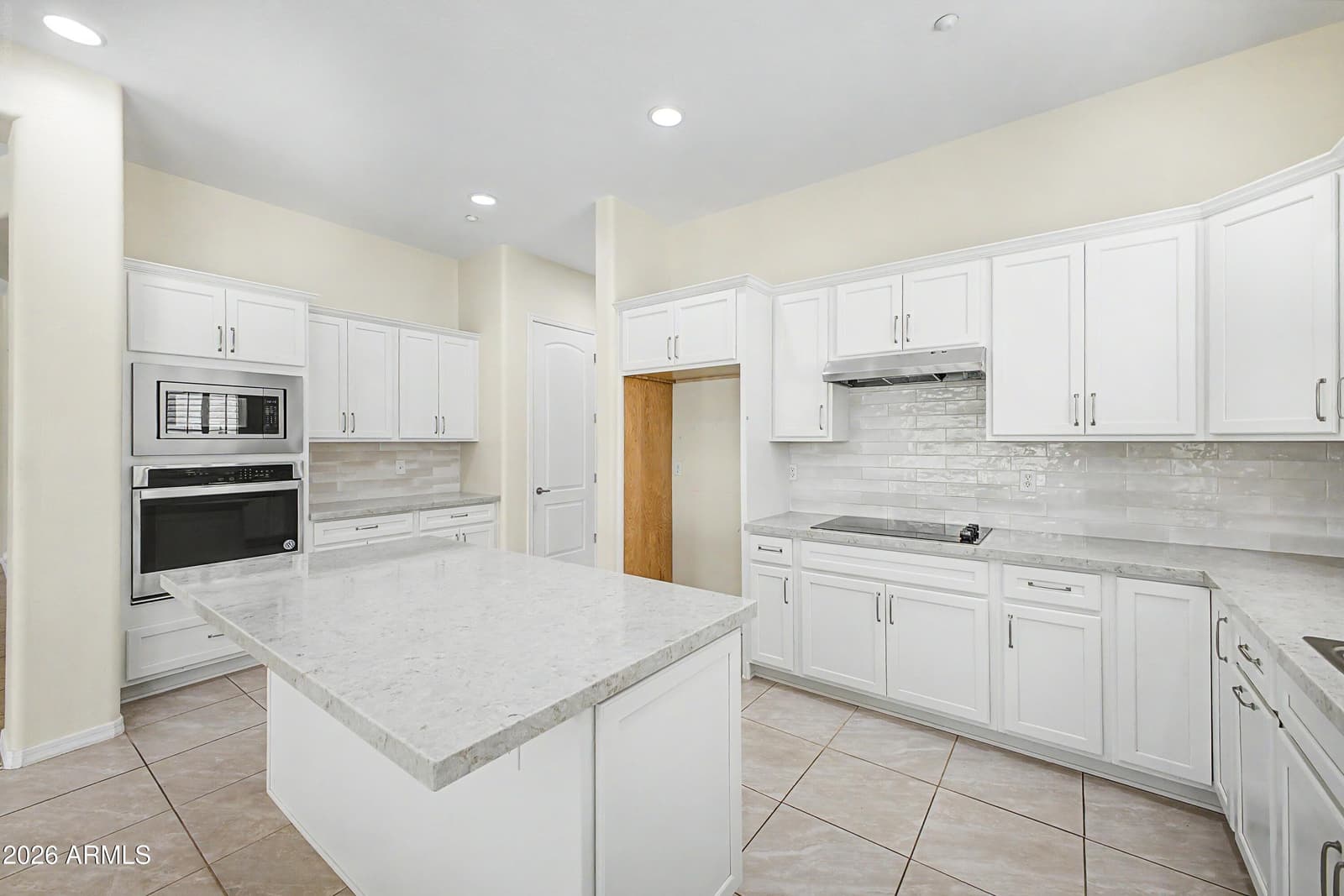 27435 N 89th Drive, Peoria, AZ 85383 — photo 9 of 31