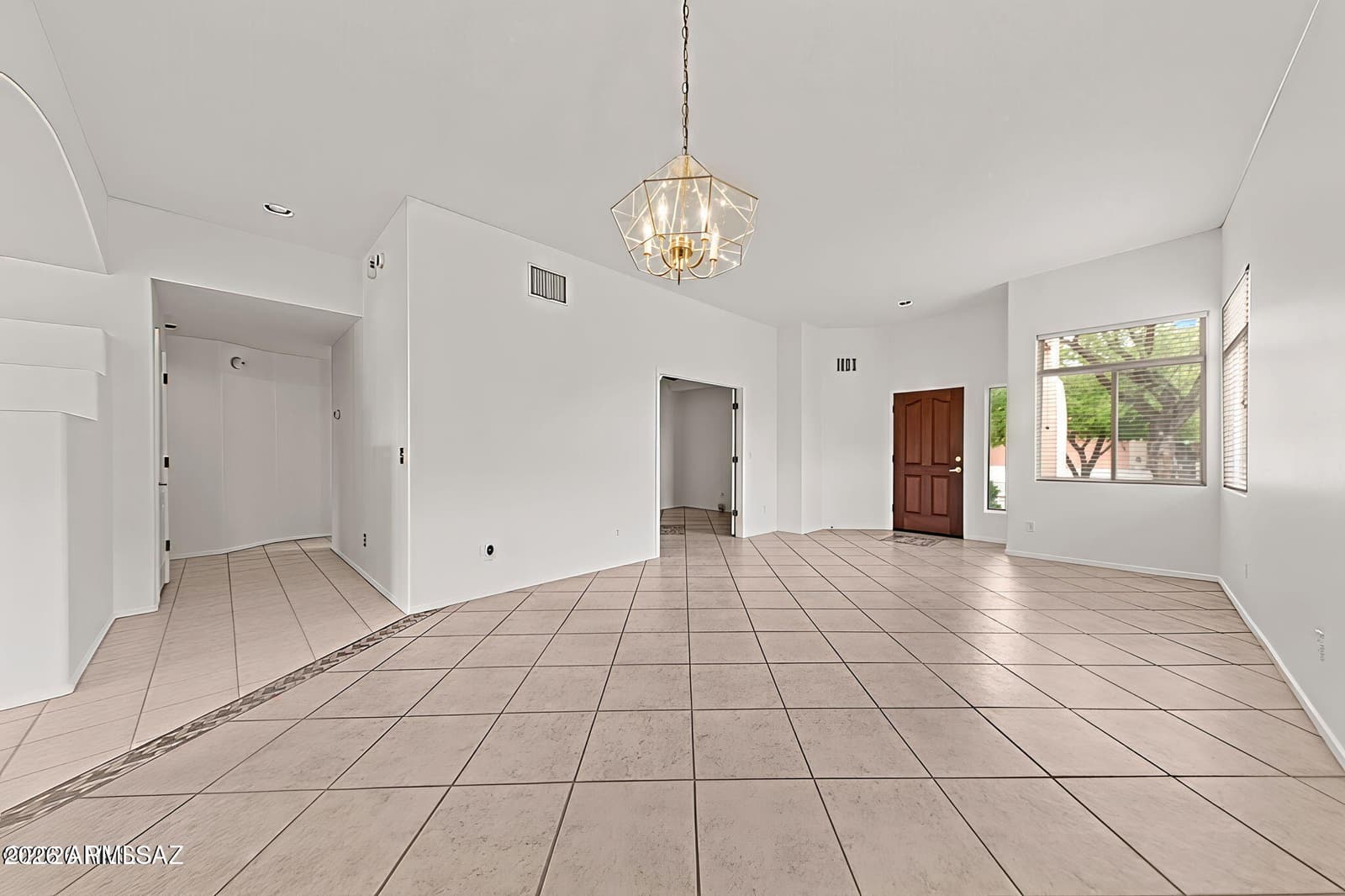 6461 N SUN BLUFF Drive, Tucson, AZ 85704 — photo 9 of 50