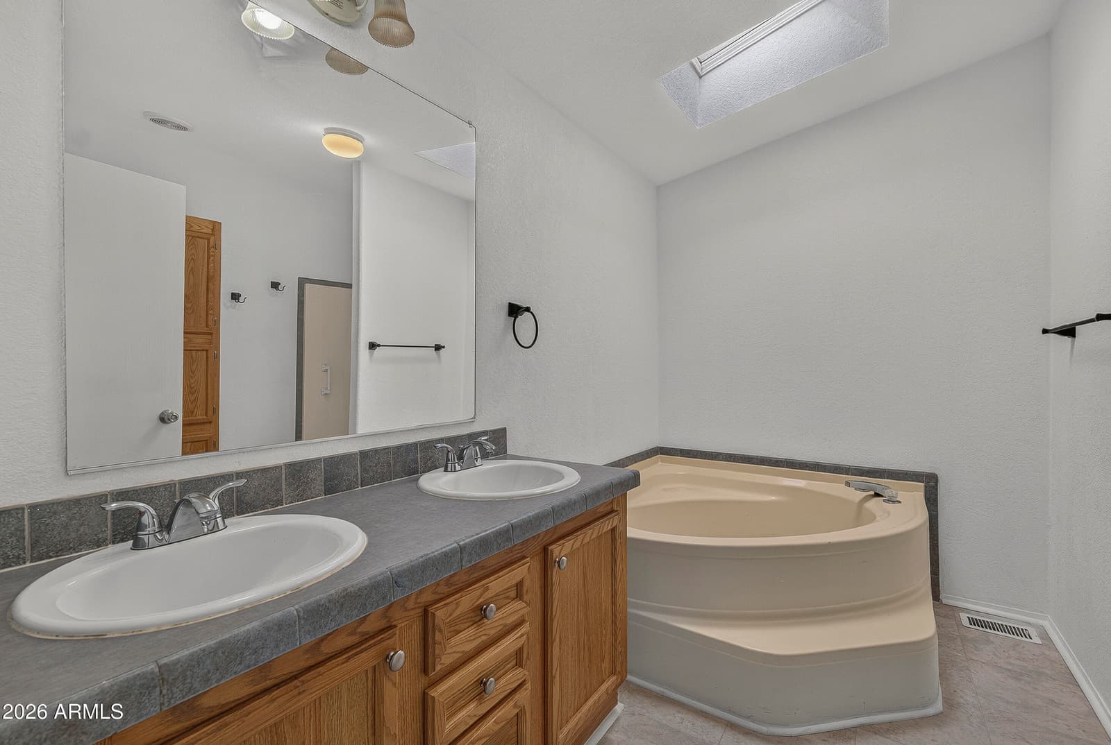 1251 S MARK Lane, Flagstaff, AZ 86001 — photo 23 of 35