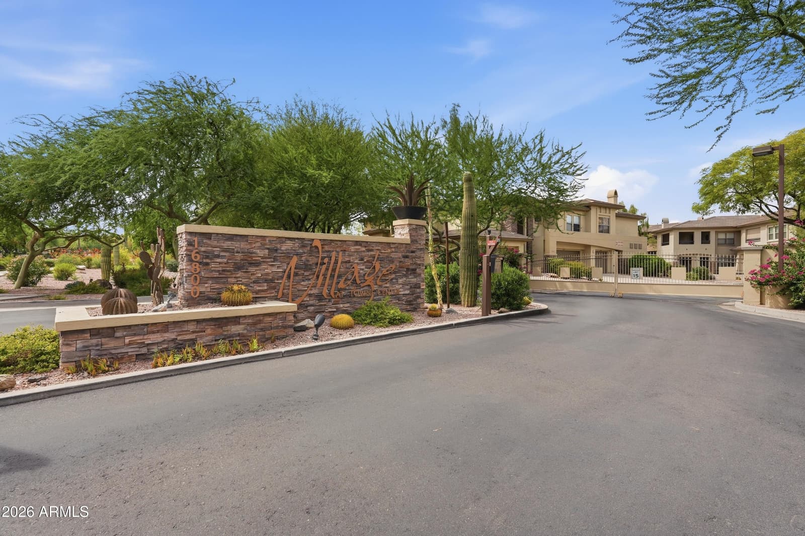 16800 E EL LAGO Boulevard 1032, Fountain Hills, AZ 85268 — photo 1 of 33