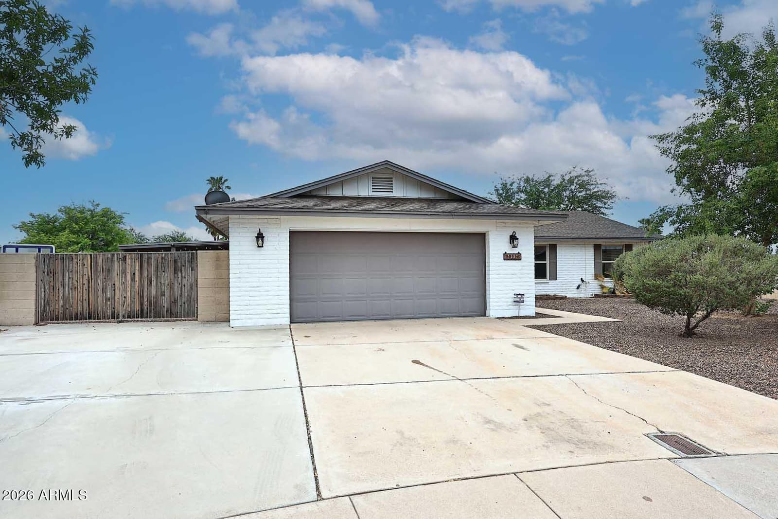 3127 W Yucca Street, Phoenix, AZ 85029 — photo 2 of 14