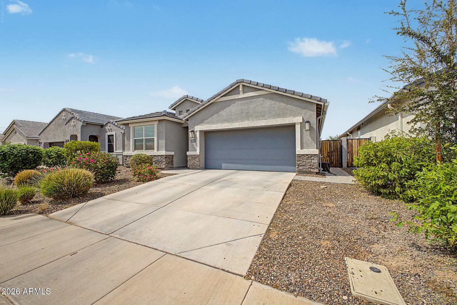 3402 W Shanley Avenue, Apache Junction, AZ 85120 — photo 5 of 34