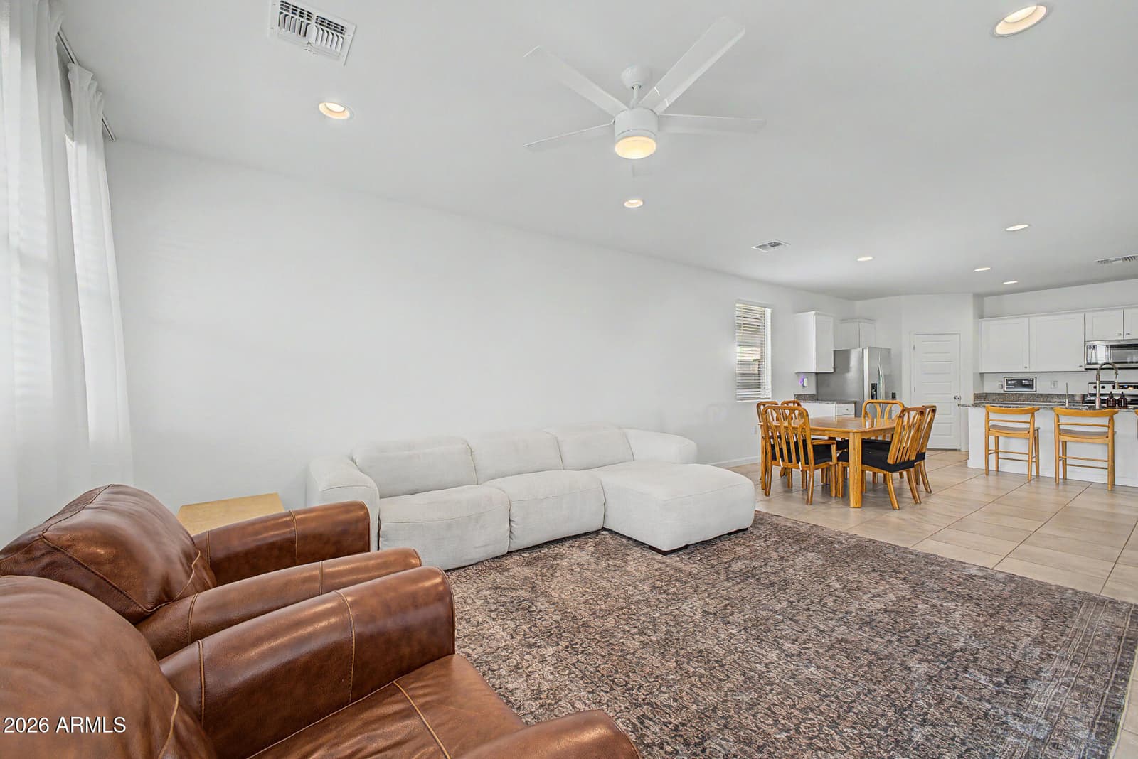 3402 W Shanley Avenue, Apache Junction, AZ 85120 — photo 8 of 34