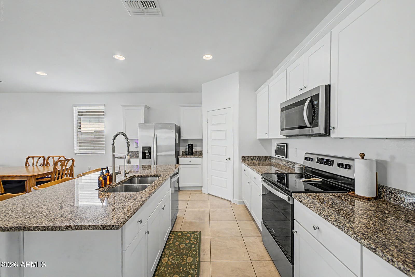 3402 W Shanley Avenue, Apache Junction, AZ 85120 — photo 13 of 34