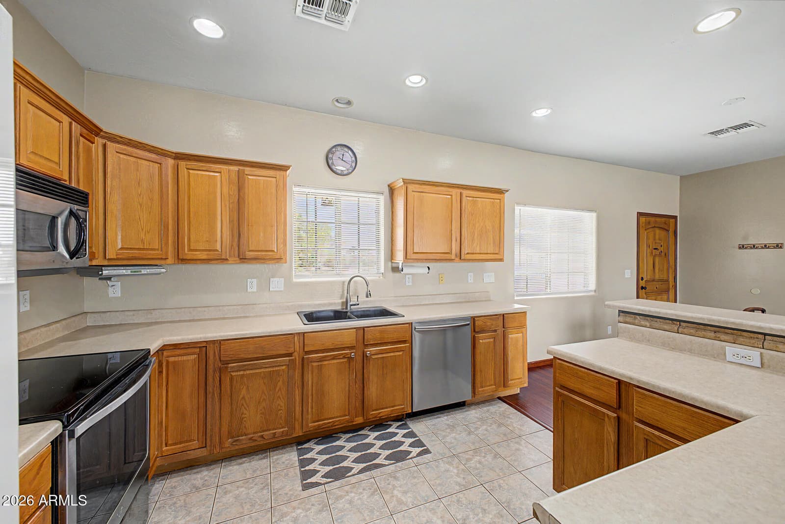 10644 E AMERICAN PRIDE Drive, San Tan Valley, AZ 85143 — photo 13 of 43