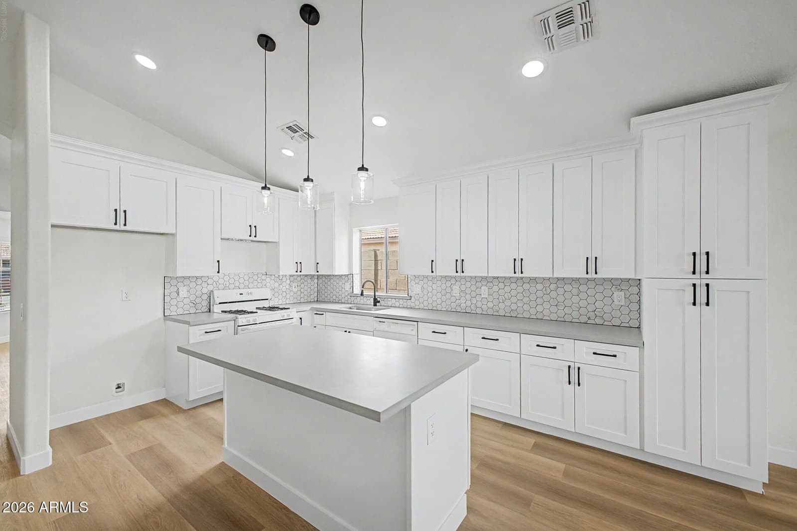 2507 N Sea Pines, Mesa, AZ 85215 — photo 14 of 34