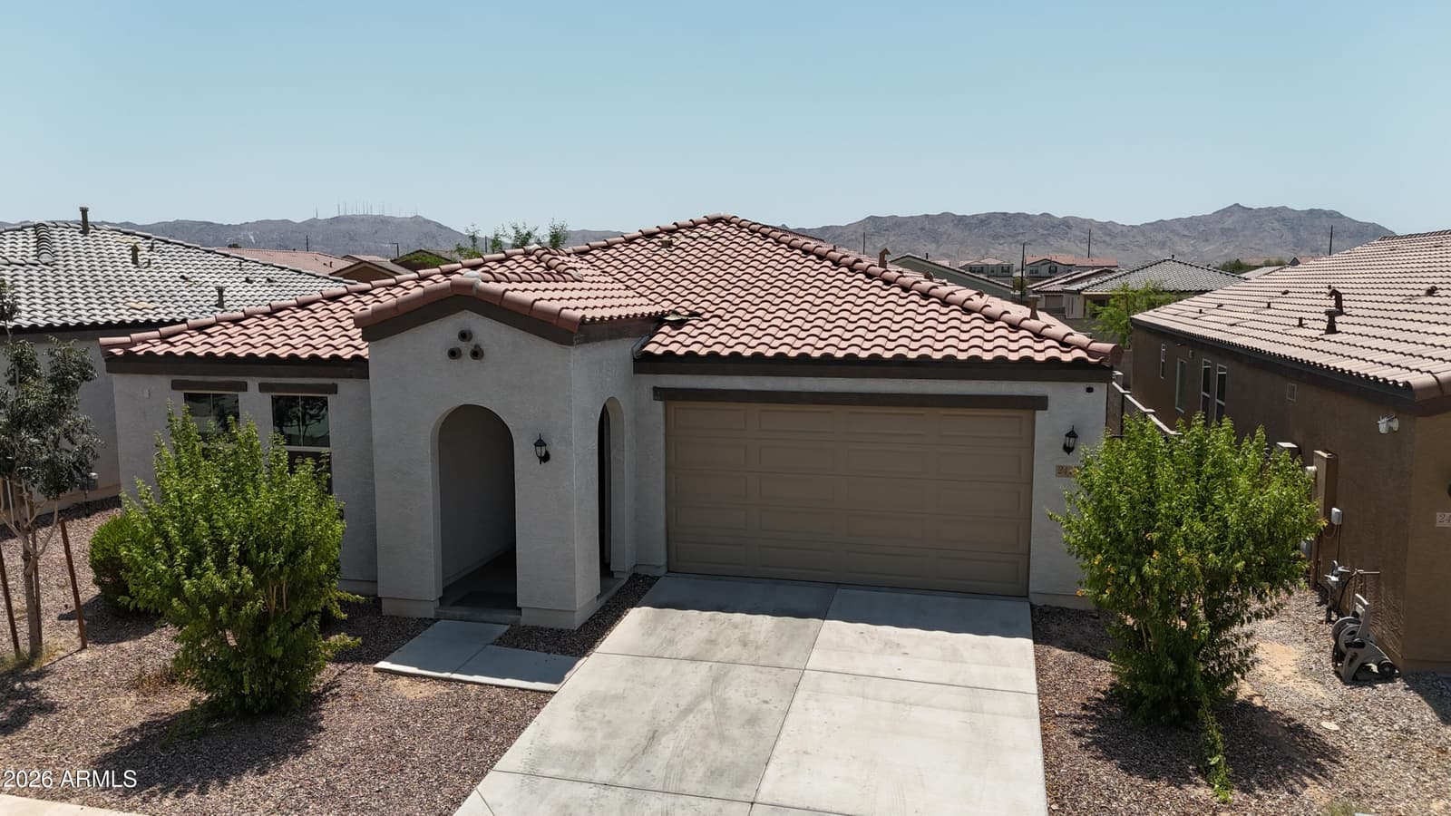 2413 W Sunland Avenue, Phoenix, AZ 85041 — photo 2 of 62