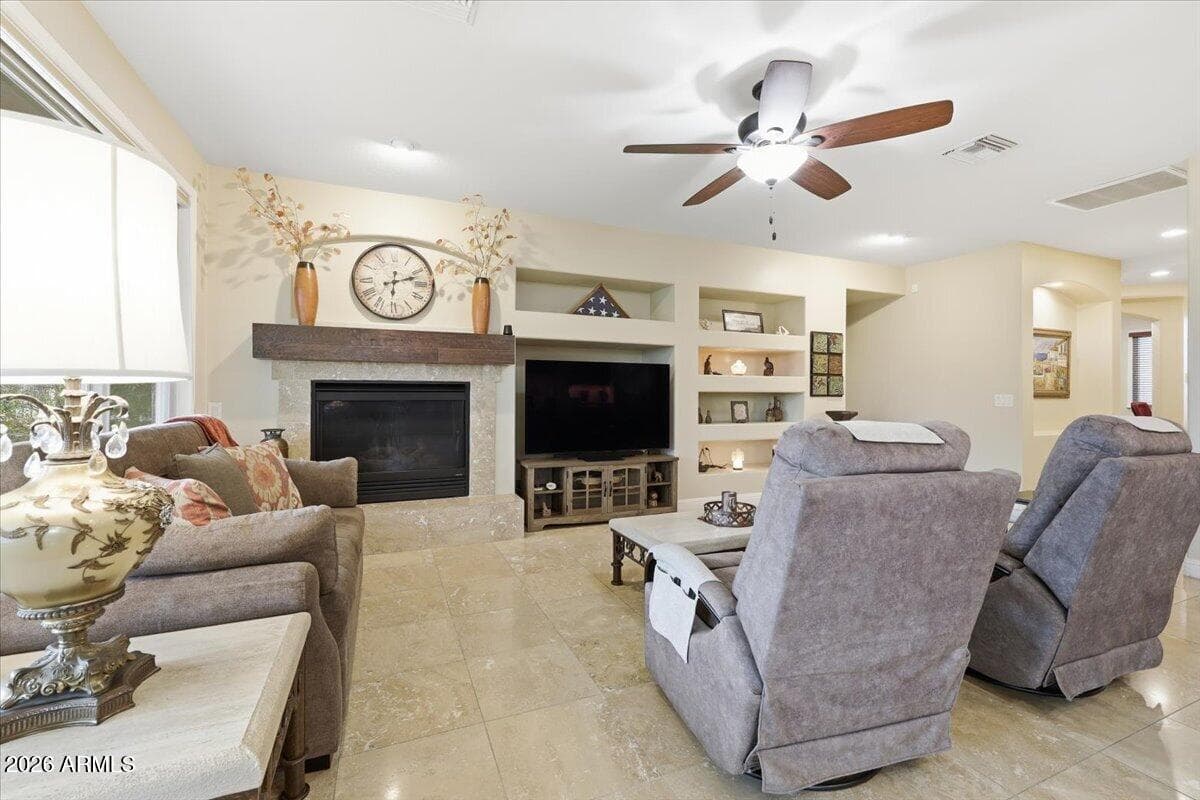 6539 W GAMBIT Trail, Phoenix, AZ 85083 — photo 8 of 44