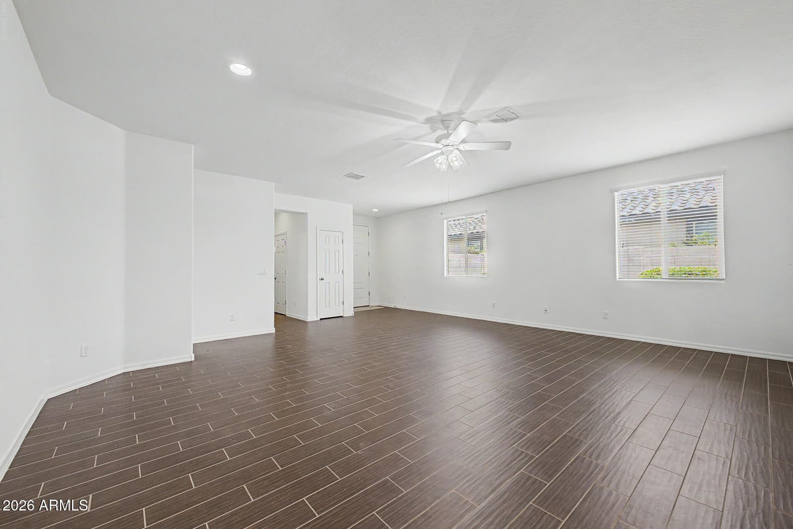 859 E ABERDEEN Drive, Gilbert, AZ 85298 — photo 3 of 43
