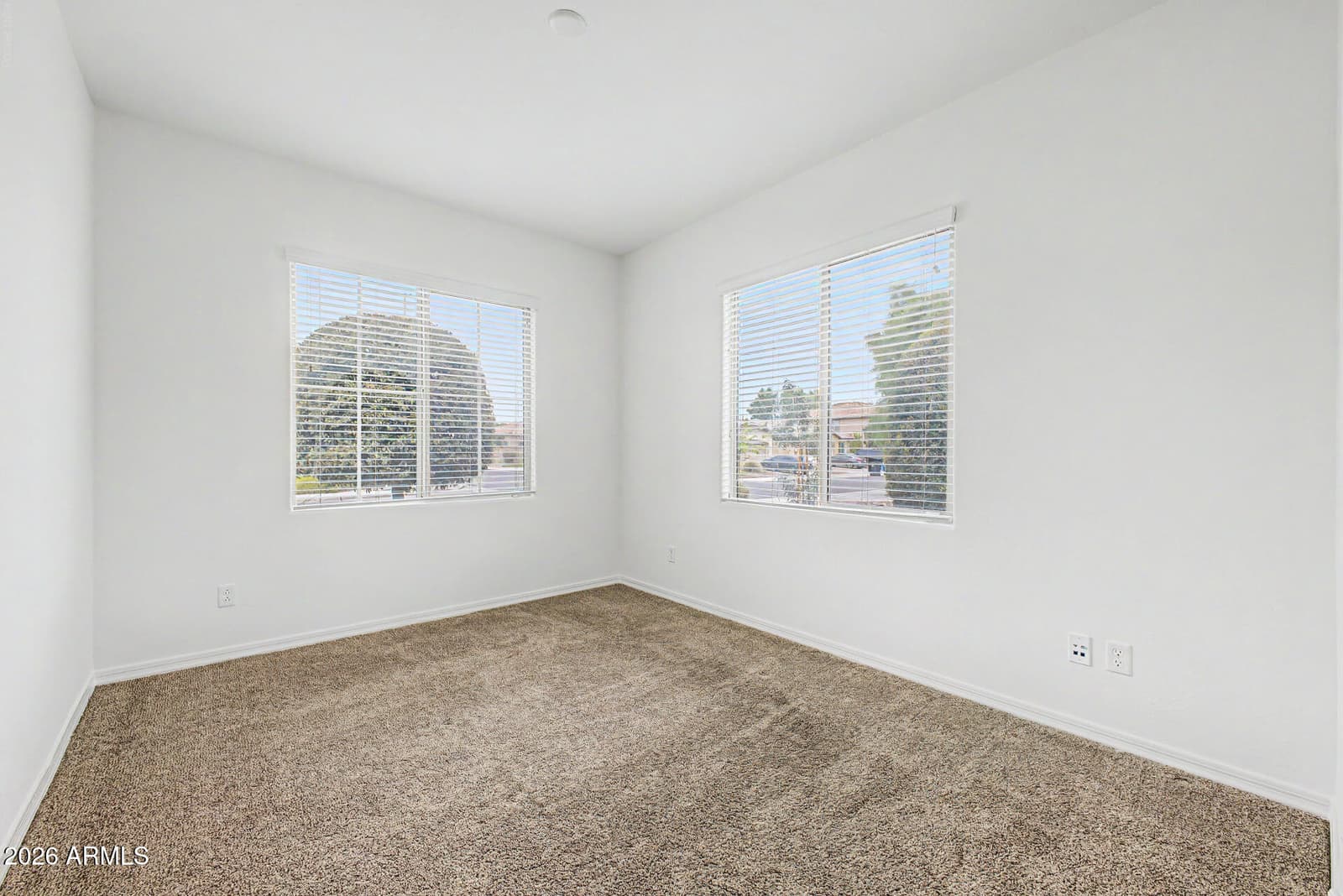 859 E ABERDEEN Drive, Gilbert, AZ 85298 — photo 16 of 43