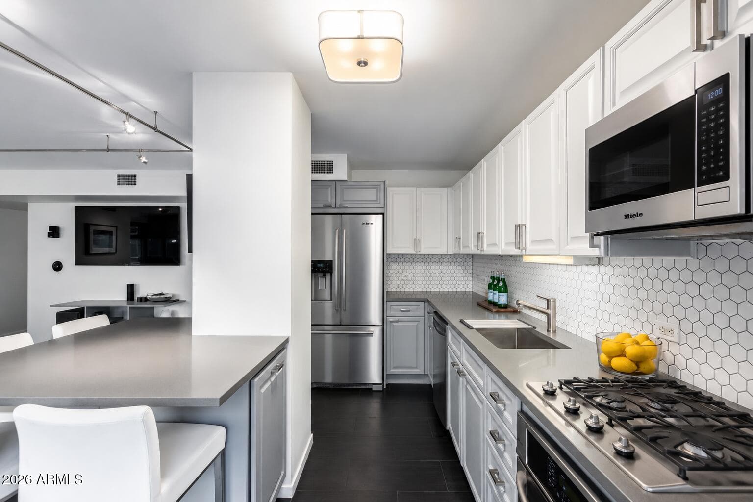 4808 N 24th Street 405, Phoenix, AZ 85016 — photo 10 of 31