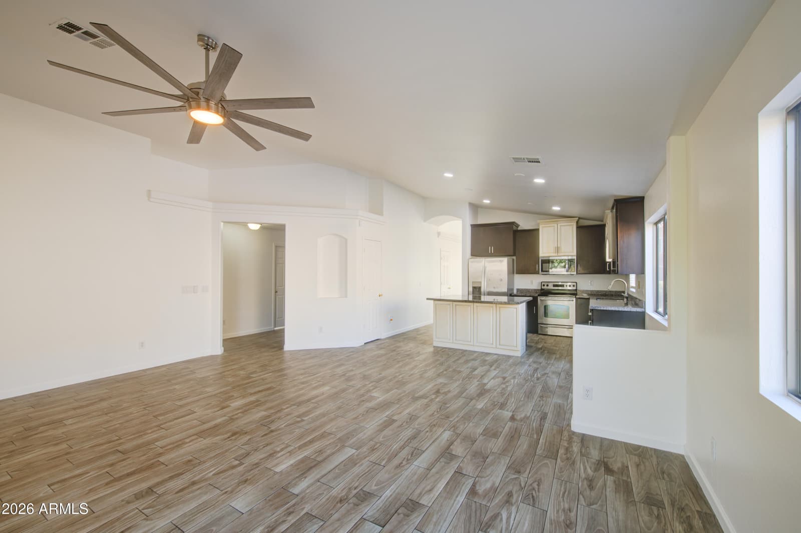 10549 W Magnolia Street, Tolleson, AZ 85353 — photo 9 of 25