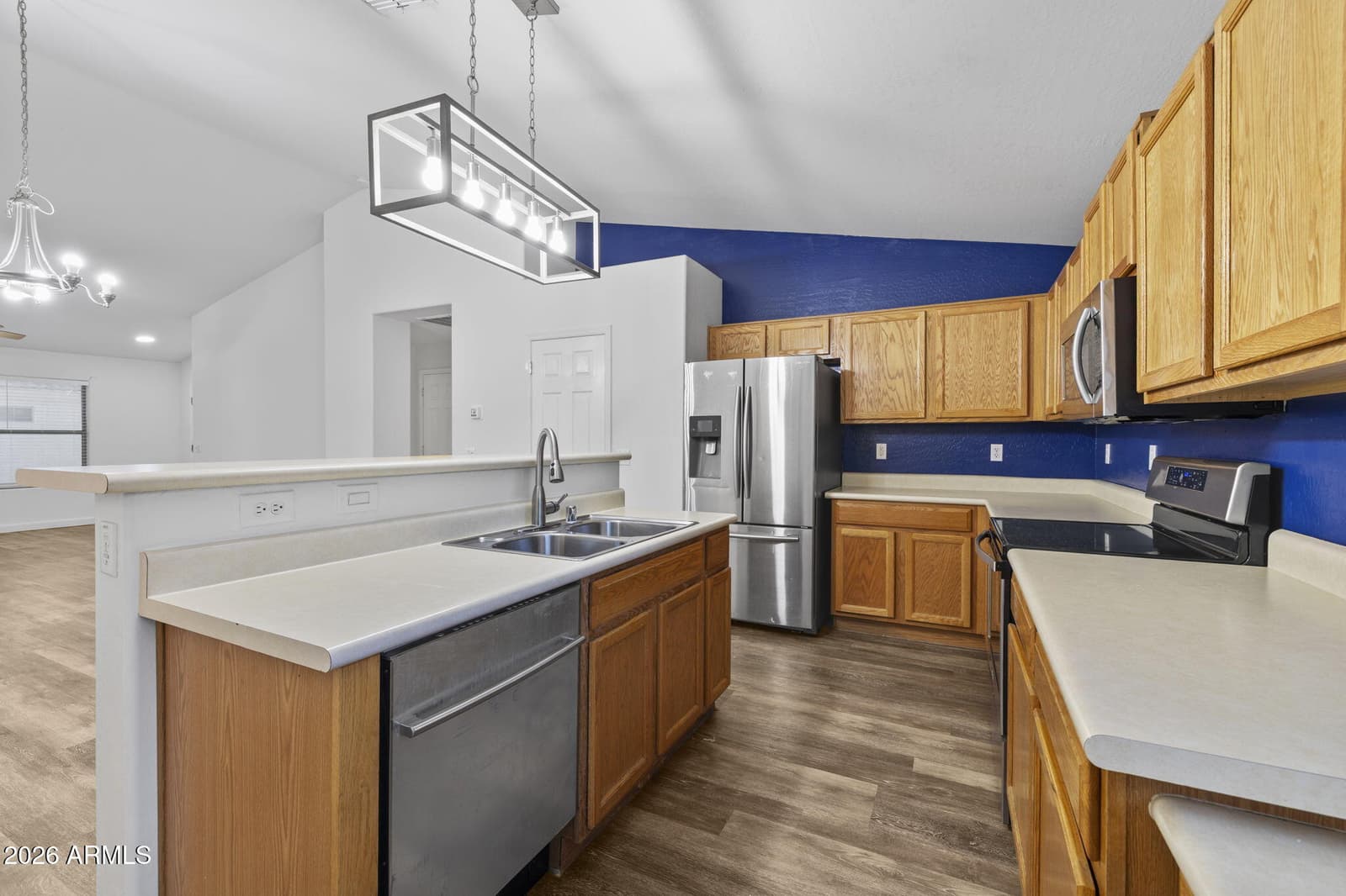 10961 W LOMA Lane, Peoria, AZ 85345 — photo 7 of 18