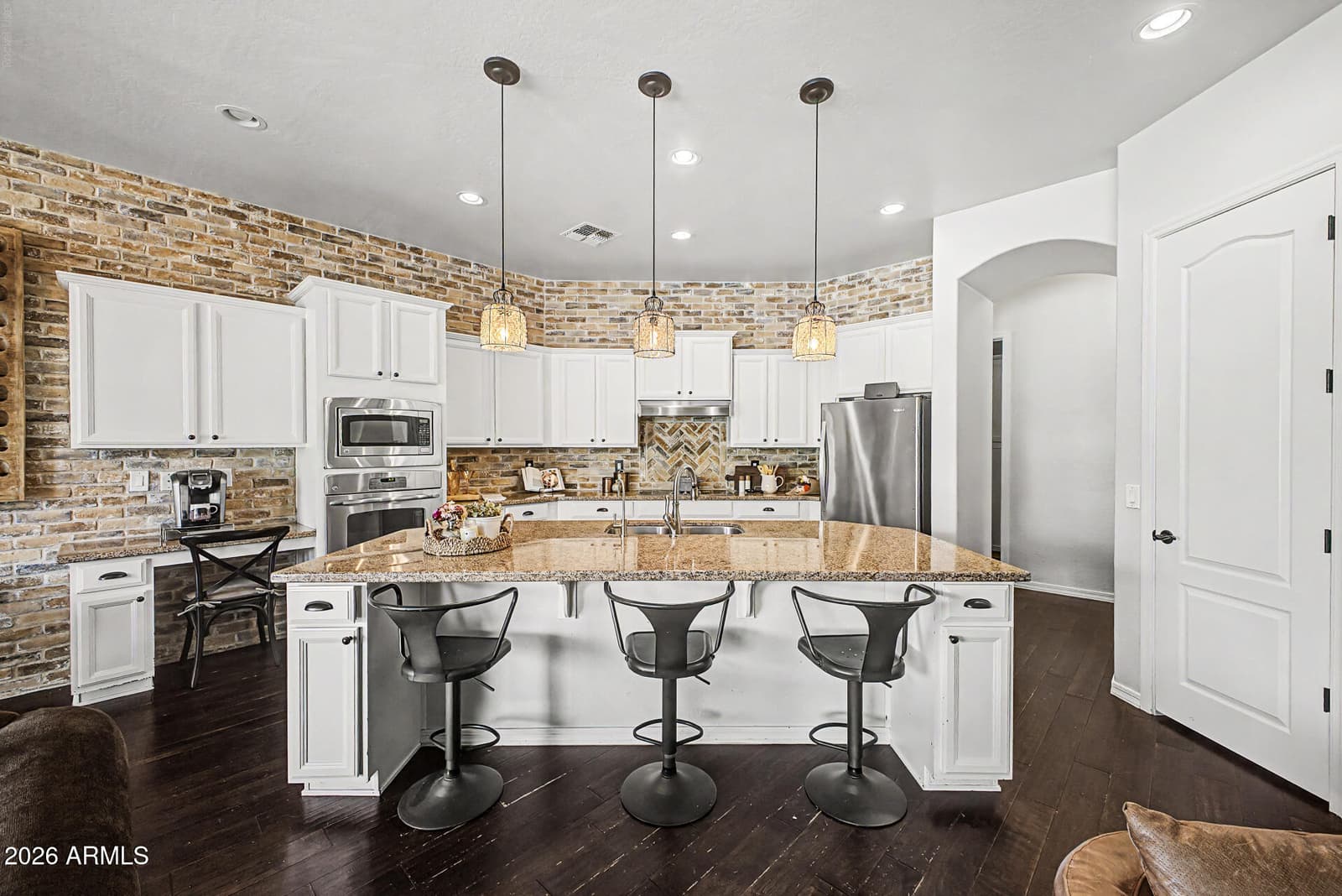 4610 S AMETHYST Drive, Chandler, AZ 85249 — photo 16 of 70