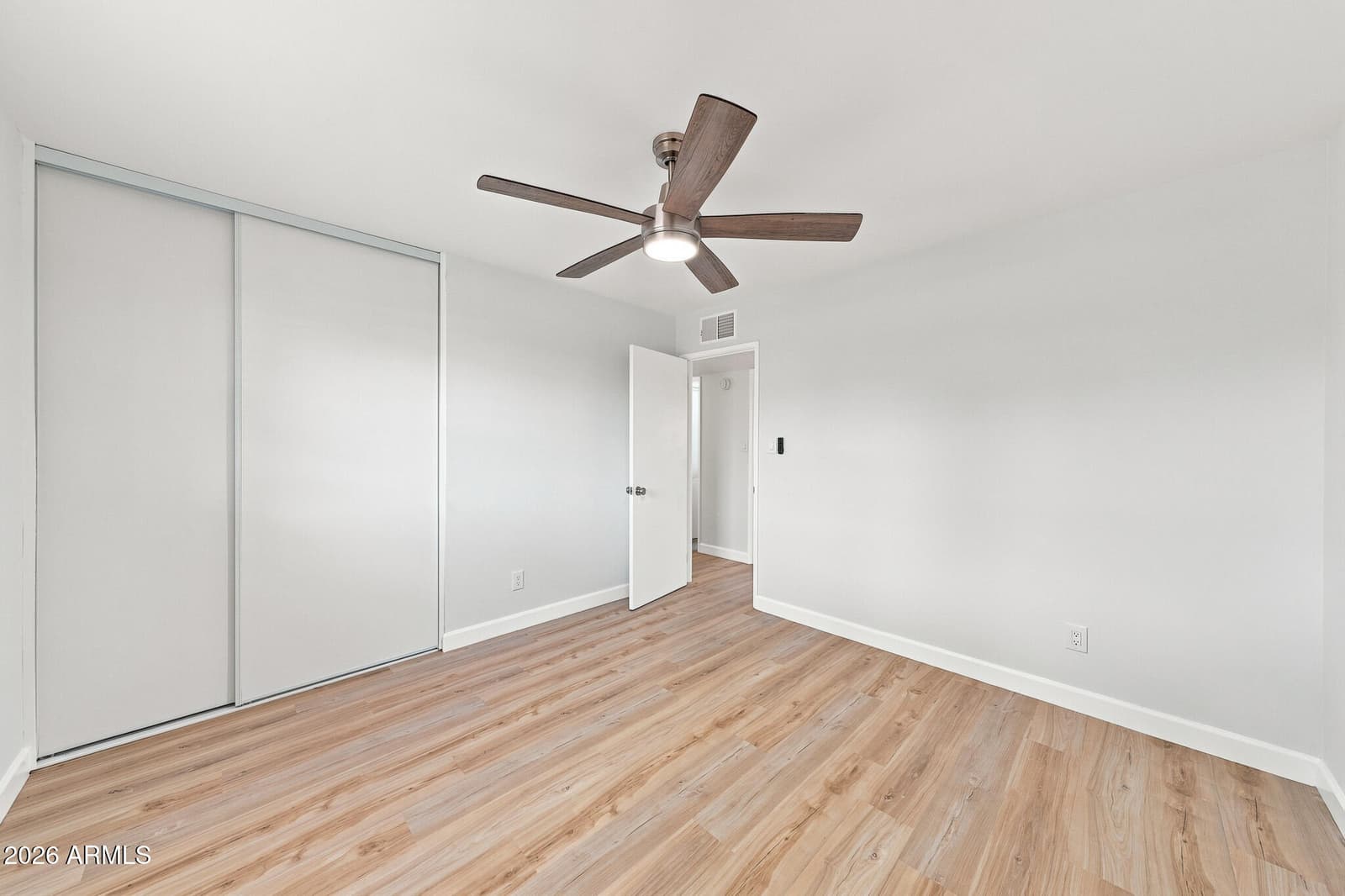 3730 W CACTUS WREN Drive, Phoenix, AZ 85051 — photo 17 of 51