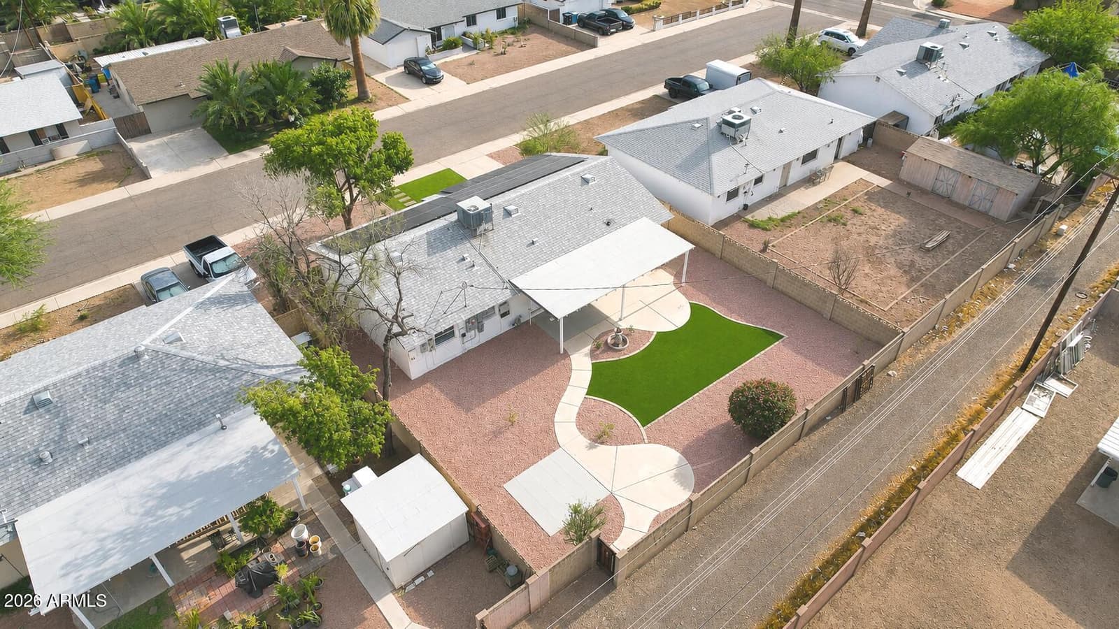3730 W CACTUS WREN Drive, Phoenix, AZ 85051 — photo 45 of 51