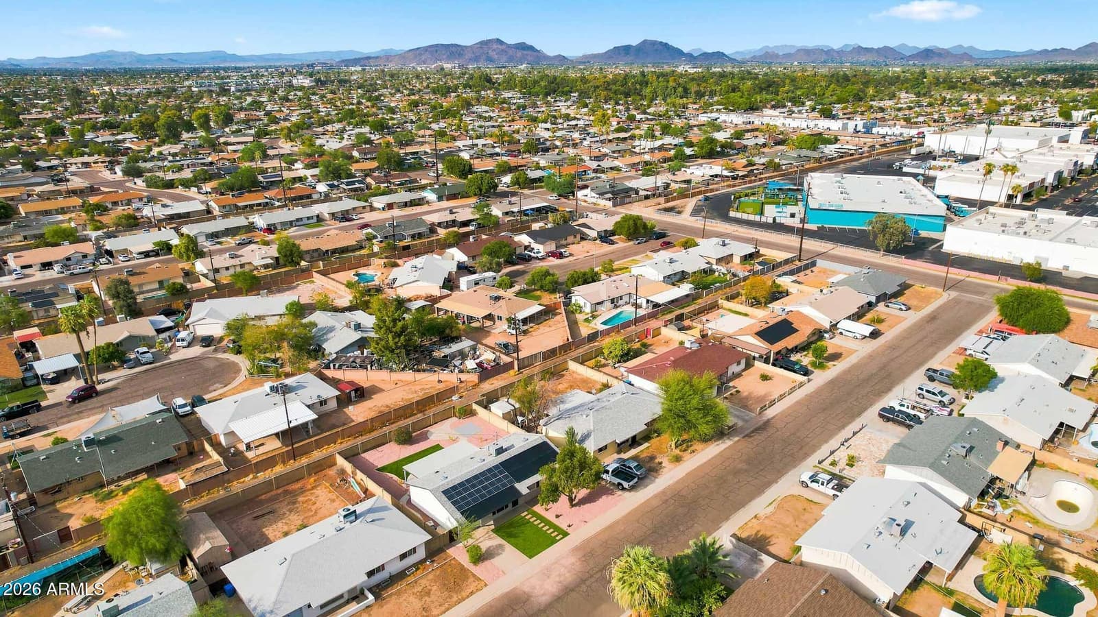 3730 W CACTUS WREN Drive, Phoenix, AZ 85051 — photo 47 of 51