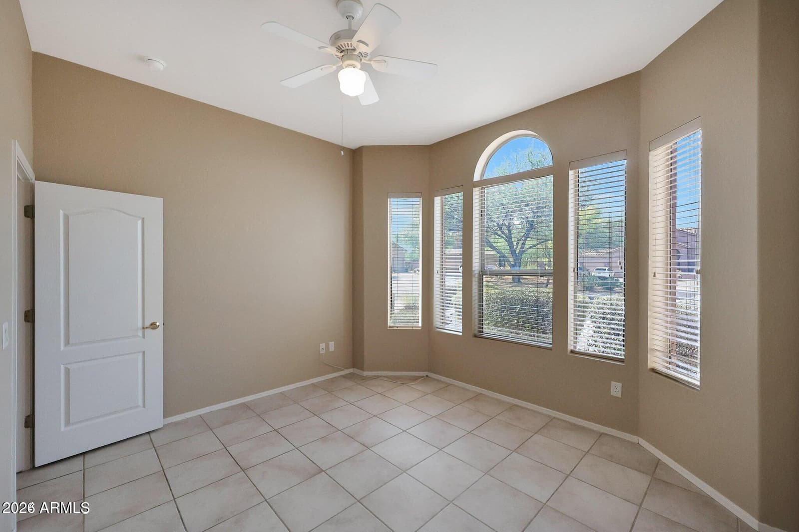 7632 E Snowdon Circle, Mesa, AZ 85207 — photo 12 of 42