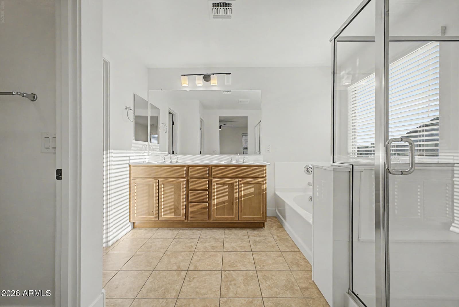 8327 E IMPALA Avenue, Mesa, AZ 85209 — photo 13 of 31
