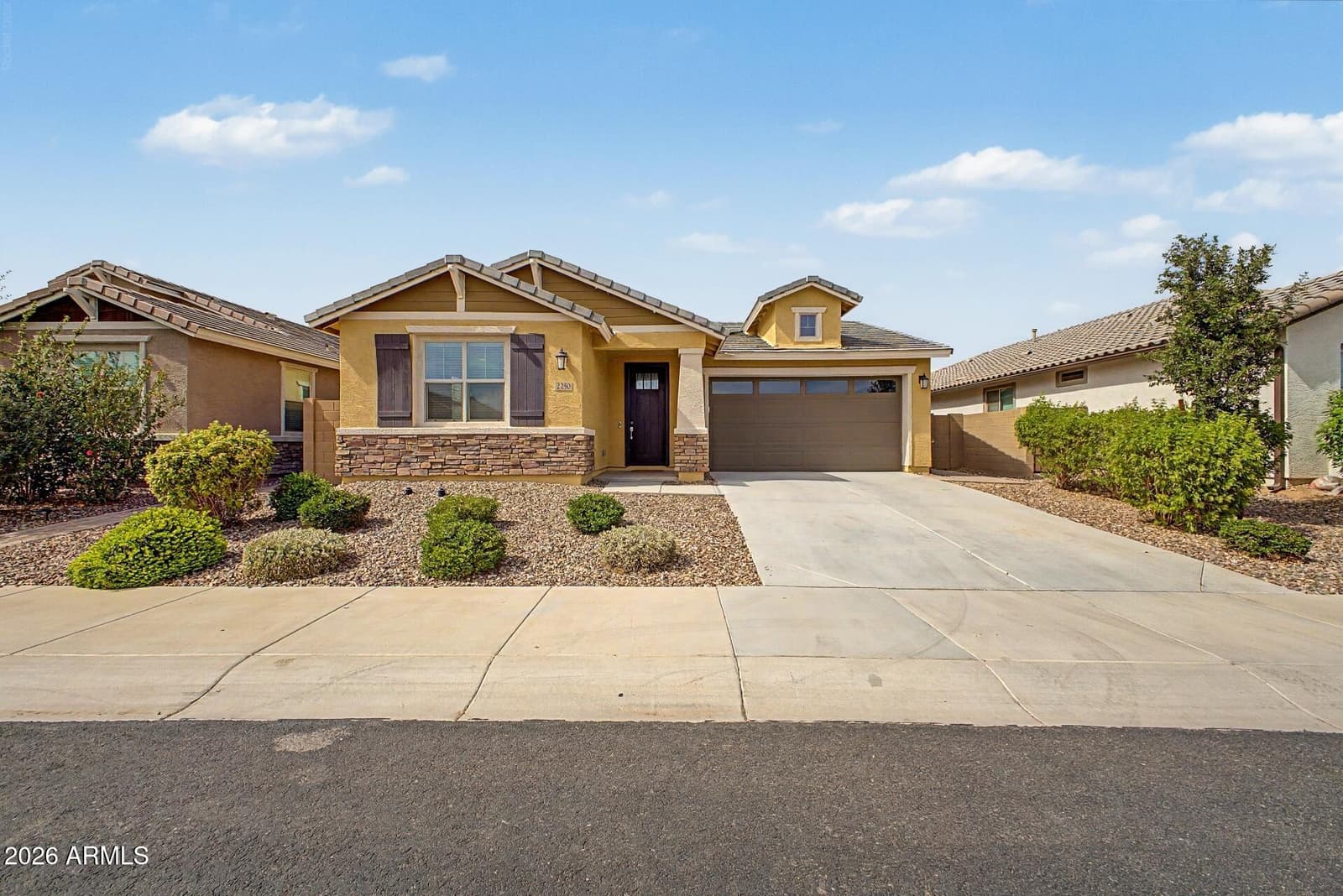 2250 E CITADEL Drive, Gilbert, AZ 85298 — photo 2 of 62