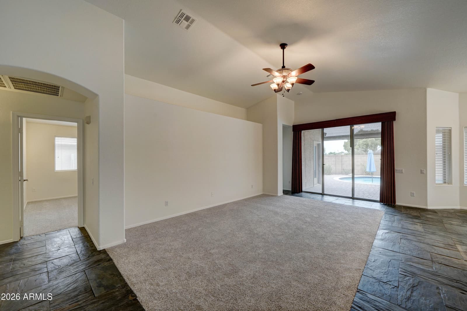 26024 N 41ST Avenue, Phoenix, AZ 85083 — photo 6 of 40