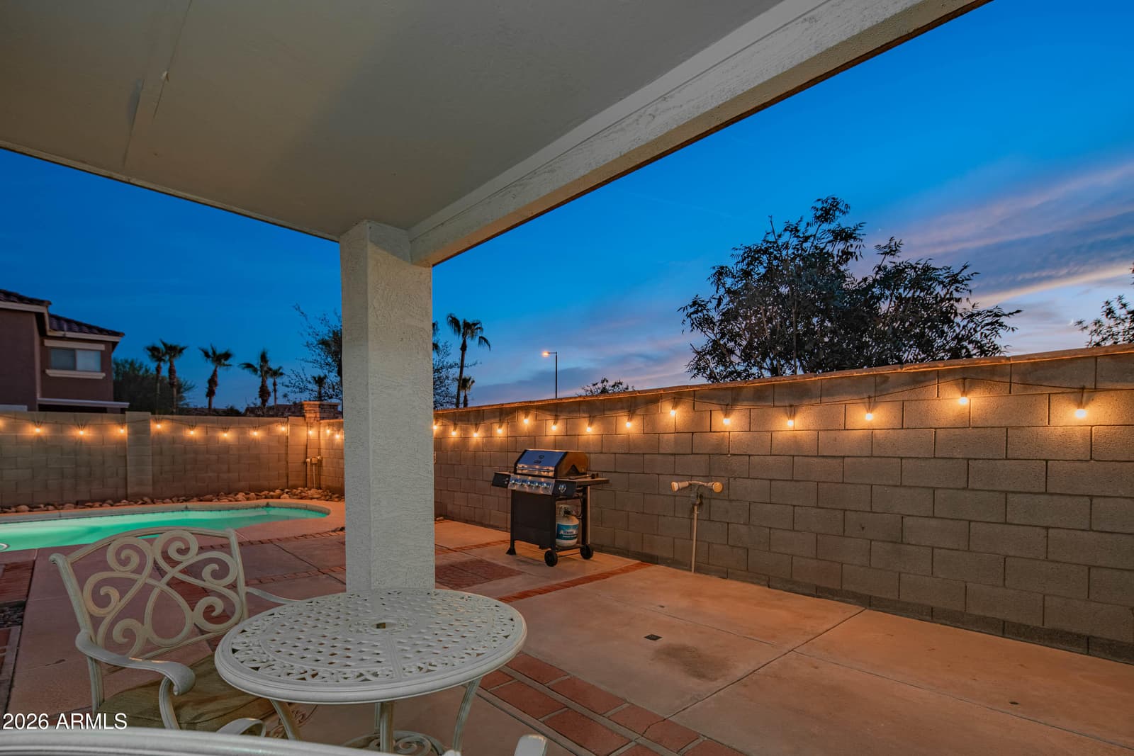 1075 E PARKVIEW Court, Gilbert, AZ 85295 — photo 28 of 37
