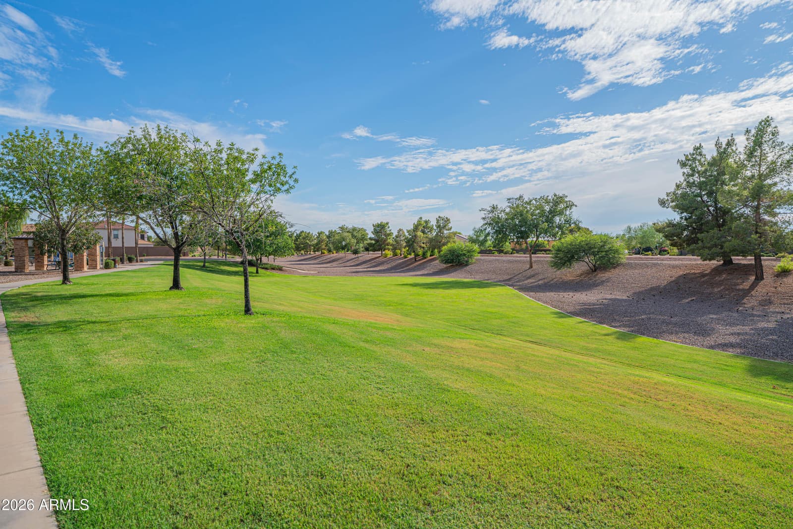 1075 E PARKVIEW Court, Gilbert, AZ 85295 — photo 32 of 37