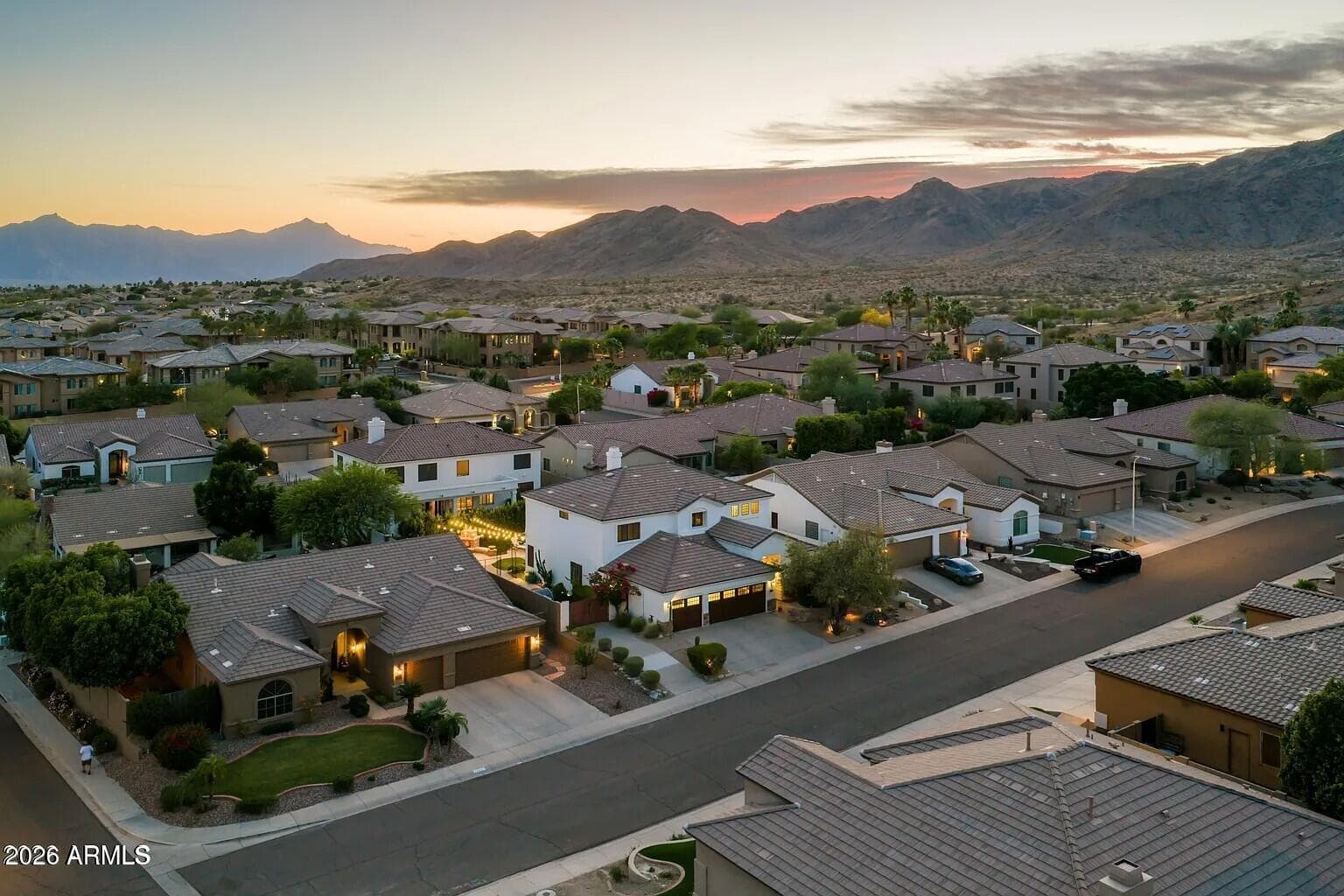 15426 S 4th Avenue, Phoenix, AZ 85045 — photo 5 of 72